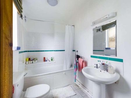 Clarendon Road, Hove, BN3 - Photo 2