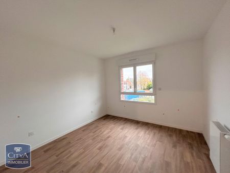 Location Appartement 2 pièces 42m² LINSELLES 59126 - Photo 3