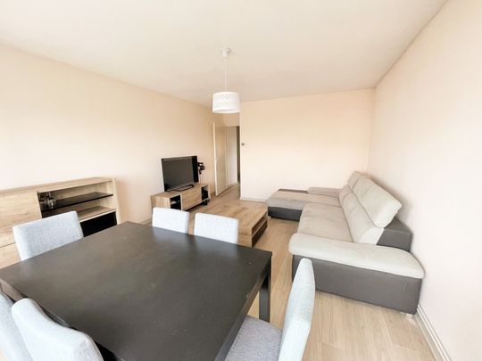 COLOCATION PROCHE FACULTE DES SCIENCES BEL F4 MEUBLE AVEC EMPLACEMENT DE PARKING – LOCATION A LA CHAMBRE - Photo 1