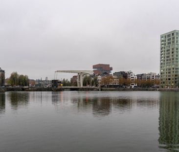 Ruim en stijlvol appartement in de populaire Cadixwijk - Foto 2