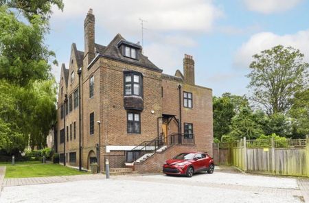 5 bedroom terraced house to rent - Photo 5