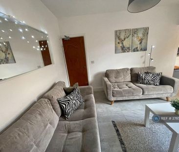 5 bedroom terraced house to rent - Photo 4