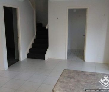 3 Bedroom Townhouse Available 25-01-2025 - Photo 2