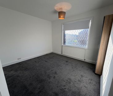 2 Bed Terraced House, Dalton Avenue, LS11 - Photo 3