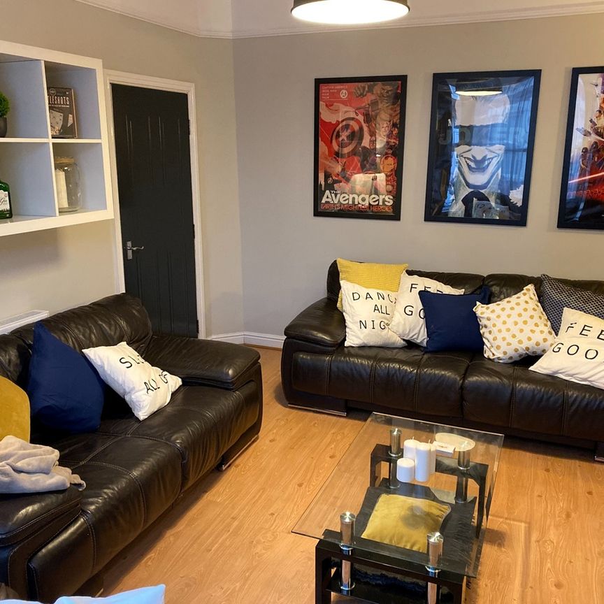 6 Bed Terraced House, Stalbridge Avenue, L18 - Photo 1