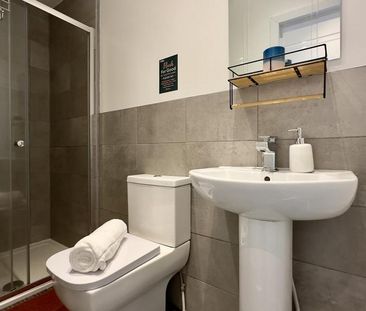 1 bedroom in a house share to rent - Photo 6