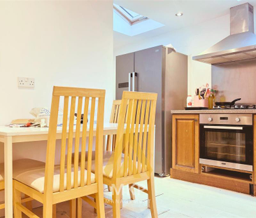 4 bedroom semi-detached house to rent - Photo 3 | Rentumo