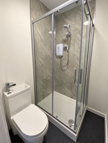 Room in a Shared House, Wallasey Road, CH44 - Photo 4