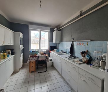Location Appartement 3 pièces 79m² - Photo 6