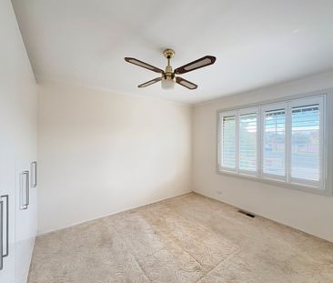 Charming Home with Modern Touches - Photo 2