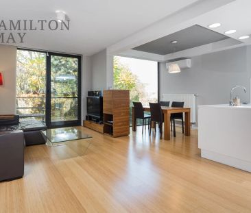 Komfortowy, nowocześnie urządzony dom z parkingiem i dużym tarasem ... - Фото 4