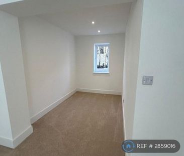 3 bedroom bungalow to rent - Photo 5