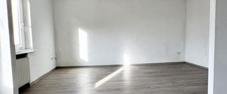 Hübsche 2-Zi.-Whg. mit modernem Tageslichtbad - Foto 1