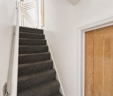 4 Bed Terraced, High Wycombe, Buckinghamshire, HP11 2RD - Photo 3