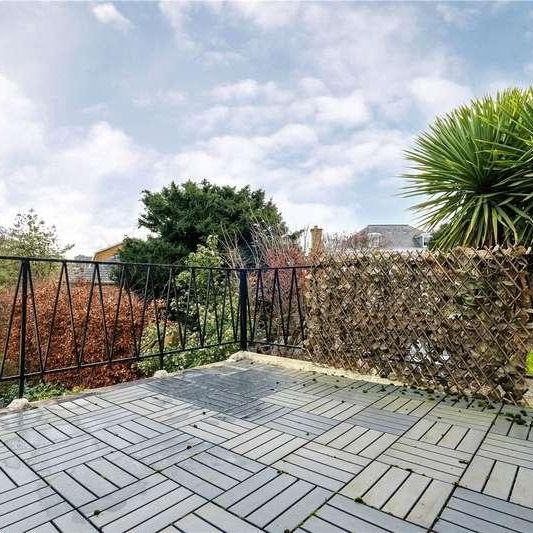 Manorbrook, Blackheath, London, SE3 - Photo 1
