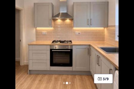 Room in a Shared House, Gregory St, NG7 - Photo 4