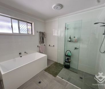 Three-Bedroom Home in Convenient Burleigh Heads - Photo 5