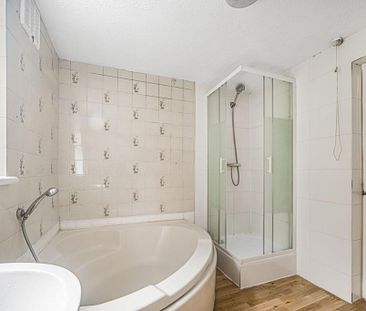 4 bedroom terraced house to rent - Photo 1