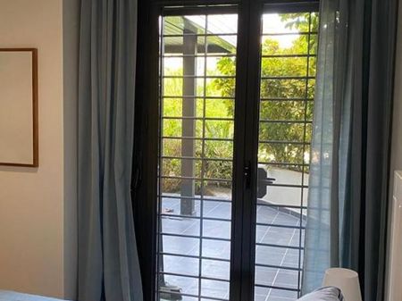 2 bedroom luxury Flat for rent in Benahavís, Andalusia - Photo 3