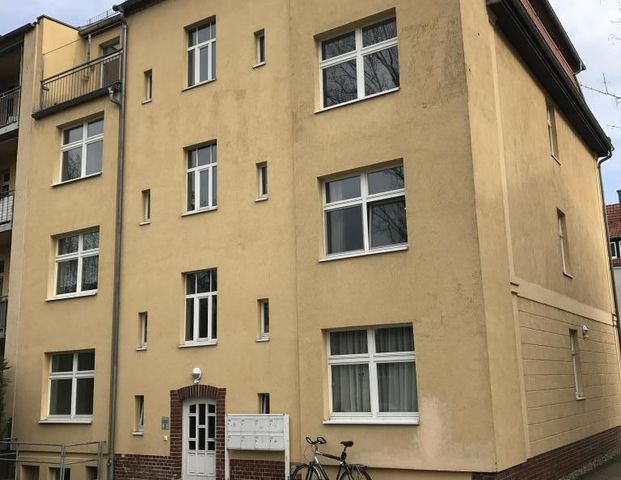 Charmante 2-Zimmer-Altbauwohnung in Taucha  abwechslungsreiches Wohnen auf 61 m² - Foto 1