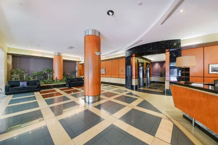 Two bedroom apartment with panoramic view! - Photo 3