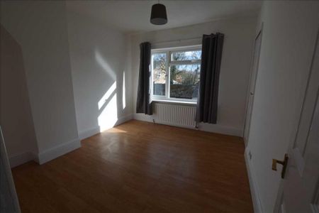 2 bedroom semi-detached house to rent - Photo 4