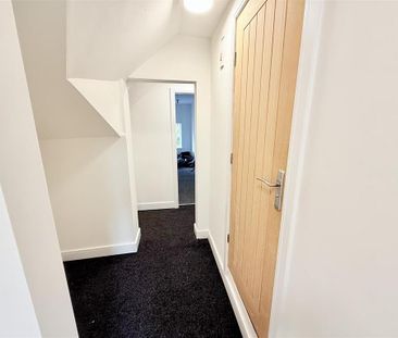 5 bedroom flat to rent - Photo 1