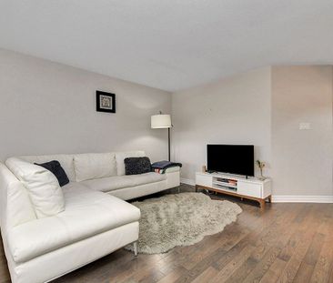 For Lease - 356 Axis Way, Orleans - Convent Glen and Area, Ontario - Photo 2