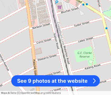 “Street-Front Townhouse in Prime Glenroy Location” - Photo 1