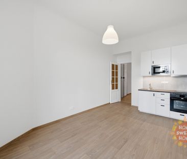 Pronájem bytu 1+1 58 m² - Photo 1