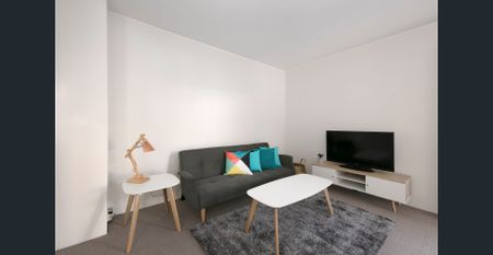 Ground Floor Unit - Photo 4