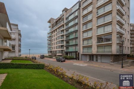 Recent, gemeubeld appartement met lateraal zeezicht te Duinbergen - Photo 3