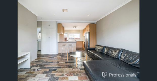 Coastal Living in Mullaloo - Private 2x1 Rear Home - Photo 1