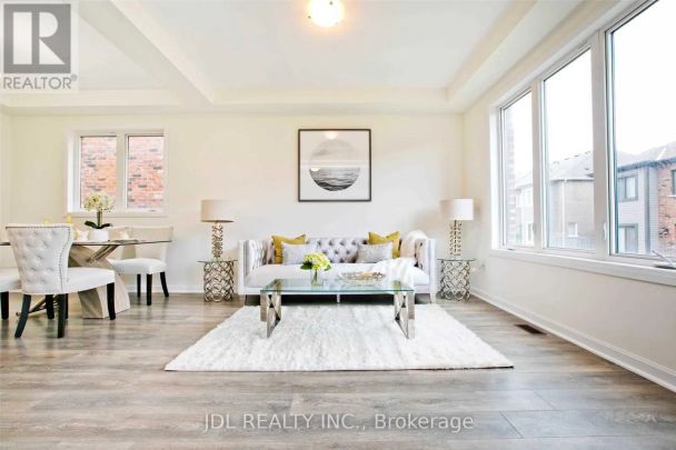 16 CASELY AVENUE - Photo 1