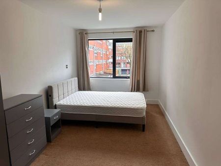 AVAILABLE 12TH MARCH! | PRIME LOCATION | ONE BEDROOM APARTMENT AT REGAL COURT | GREAT TRANSPORT LINKS - Photo 4