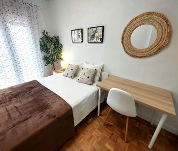 Calle de Juan Bautista de Toledo, Madrid, Community of Madrid 28002 - Foto 1