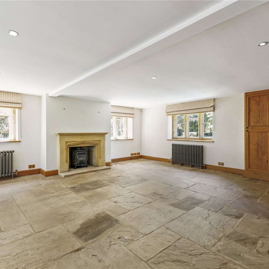 Victorian Pump House - Photo 1