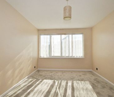 4 bedroom terraced house to rent - Photo 5