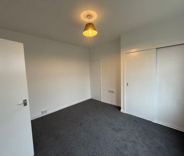 2 bedroom bungalow to rent - Photo 3