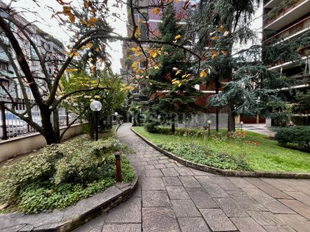 Casa a Milano in Via Emilio Morosini, 22 - Photo 2