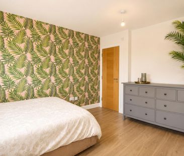 2 Bedroom Apartment - Purpose Built To Let - Photo 4