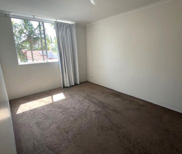 Top Floor Apartment in Nundah! - Photo 5