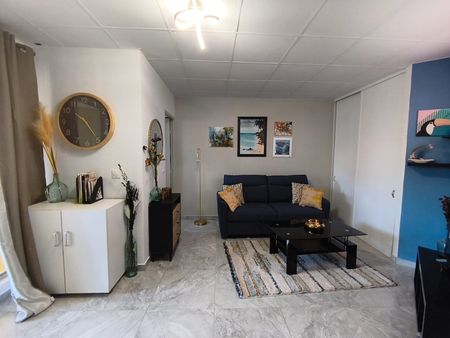 Location Appartement 1 pièce 24m² CAYENNE 97300 - Photo 4