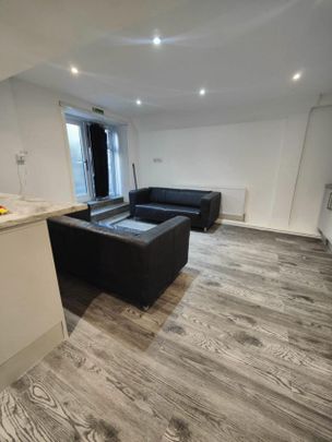 1 bedroom house to rent - Photo 1