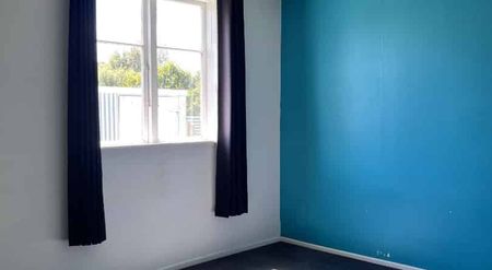 CARTERTON - 2 BEDROOMS - Photo 2