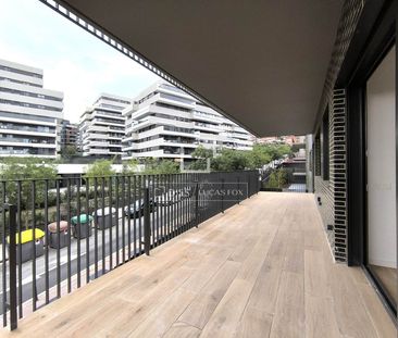 Excellent 3 Bedroom apartment for rent in Esplugues, Barcelona - Photo 1