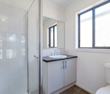 32 Garden Road, Doreen, Vic 3754 - Photo 2