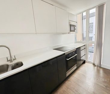 2 bedroom flat to rent - Photo 6