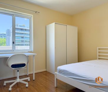 South Perth - Photo 3