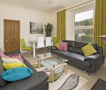 1 bedroom in a house share to rent - Photo 1